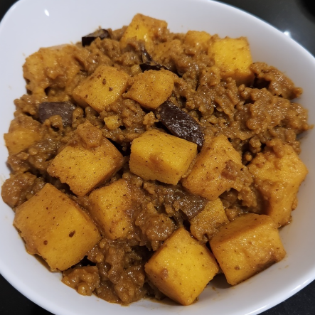 Foutou (Côte d'Ivoire - pounded plantain/cassava)