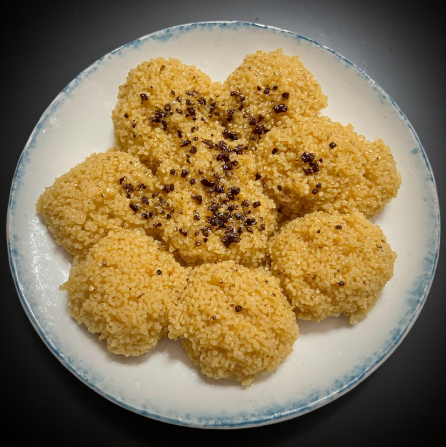 Rava Kesari (South Indian Semolina Sweet)