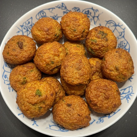 Aloo ki Kachori (Uttar Pradesh Potato Stuffed Pastry)