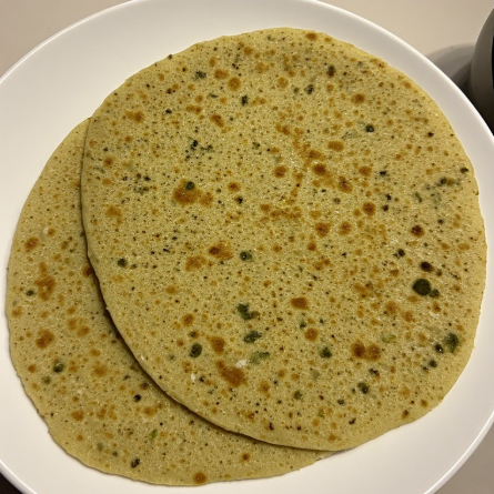 Pesarattu (Andhra Green Moong Dosa)