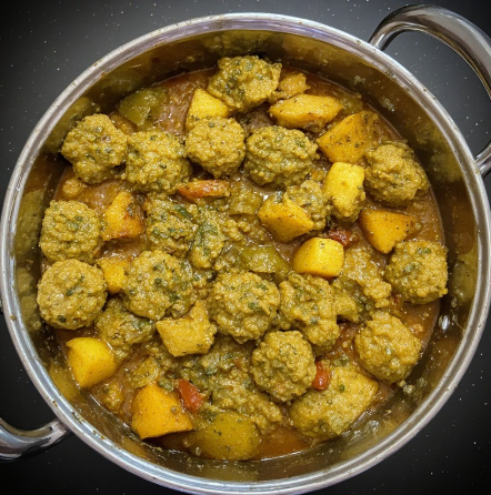 Handvo (Gujarat Savory Lentil Cake)