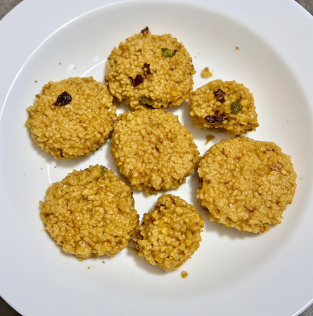 Dhokla (Gujarat Steamed Chickpea Cake)