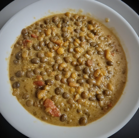 Dal Makhani (Punjab Creamy Black Lentils)