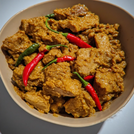 Pork with Raja Mirchi (Tripura)