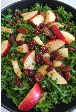 Grænkálssalat með epli (Kale Salad with Apple)
