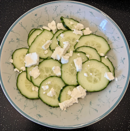 Ferskur ostur með gúrku (Fresh Cheese with Cucumber)