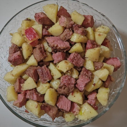 Jólahangikjötssalat (Christmas Smoked Lamb Salad)