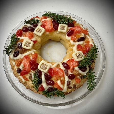 Jólakrans (Christmas Wreath Cake)
