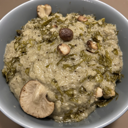 Þang og sveppir dessert (Seaweed and Mushroom Dessert)