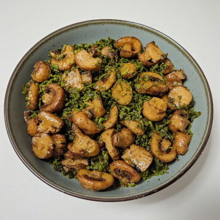 Þang og sveppir morgunskál (Seaweed and Mushroom Breakfast Bowl)