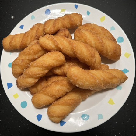 Kleinur (Twisted Doughnuts)