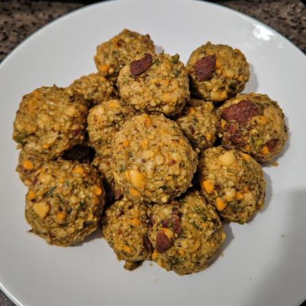 Lúpínu og tófu bollur (Lupine and Tofu Balls)