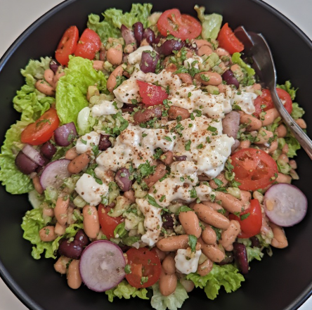 Plöntuskyr og bauna salat (Plant Skyr and Bean Salad)