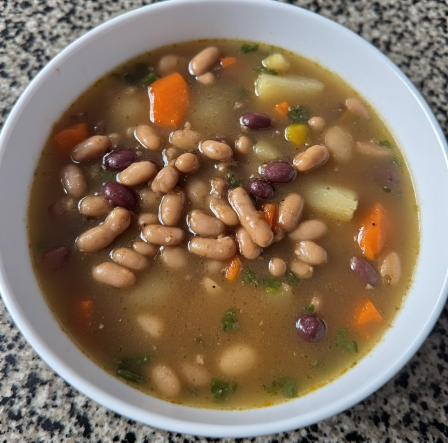 Lúpínu og bauna súpa (Lupine and Bean Soup)