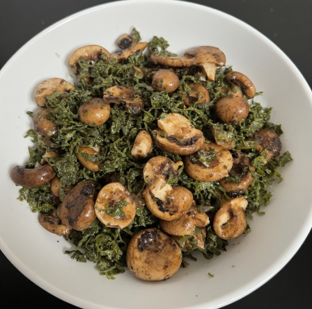 Sveppir og þang salat (Mushroom and Seaweed Salad)