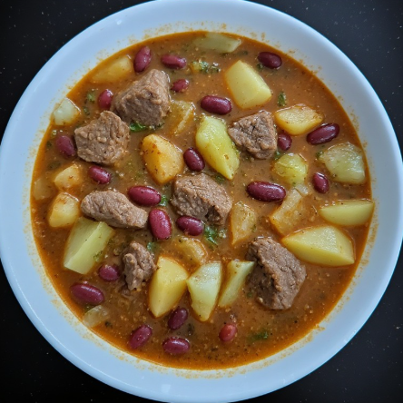 Sopa de Pedra com Carne (Meat Stone Soup)