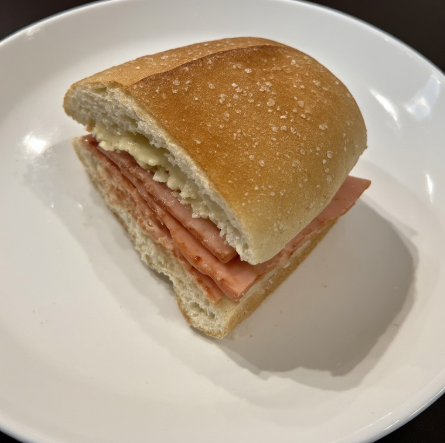 Pão com Mortadela