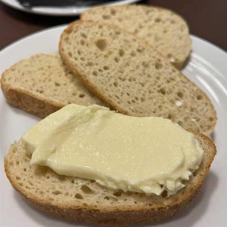 Pão com Queijo e Chá
