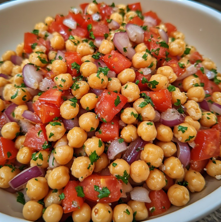 Salada de Grão com Tomate e Cebola