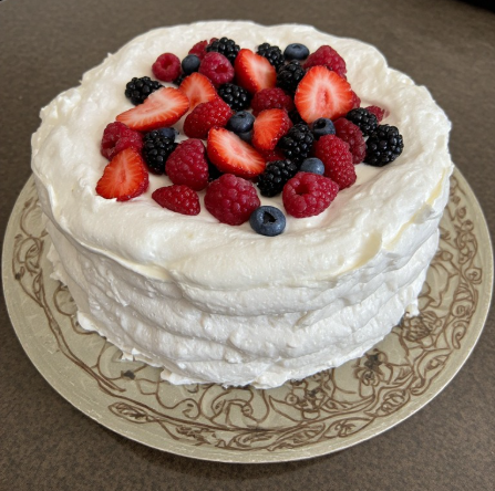 Pavlova with Fresh Berries