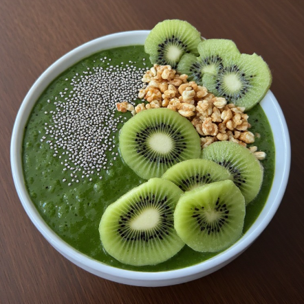 Kiwi Green Smoothie Bowl