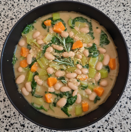 One-Pot Creamy Cannellini Bean & Spinach Stew
