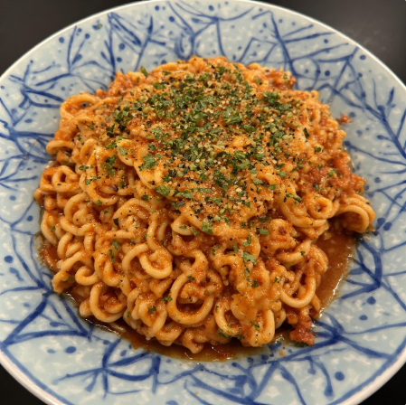 Zendaya-Inspired Ramen Noodles with Hot Sauce