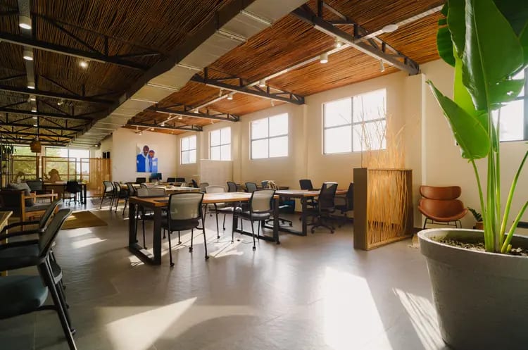 TOP 10 AFFORDABLE COWORKING SPACES IN ACCRA