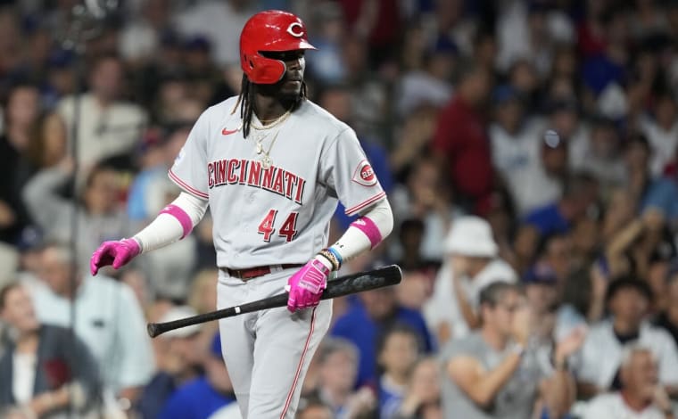 Reds beat Dodgers 9-0 on homers by De La Cruz and Votto, grab NL