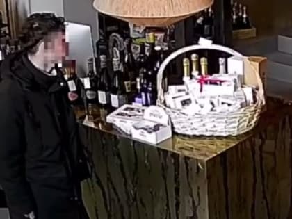 Шампанское за 54 тысячи рублей украл нижегородец из магазина