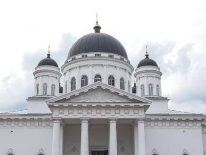 В день памяти митрополита Николая (Кутепова) глава Нижегородской митрополии совершил Божественную литургию в Спасском Староярмарочном соборе