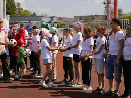 Спортивный праздник прошёл на стадионе «Локомотив»