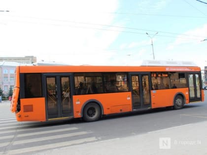 «Жигули» въехали в автобус в Автозаводском районе: три человека пострадали