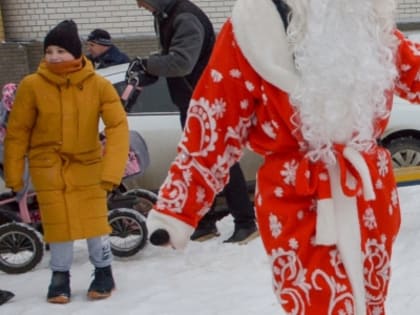 Более трех тысяч жителей Нижнего Новгорода посетили праздники «Новый год в каждый двор»