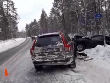 Три человека пострадали при столкновении иномарок в Кулебакском районе