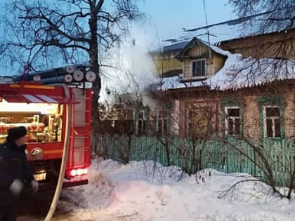 Пенсионерка погибла при пожаре в жилом доме на Бору