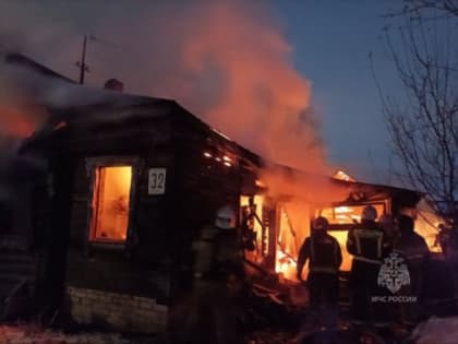 Жилой дом сгорел на Автозаводе в Нижнем Новгороде из-за поджога