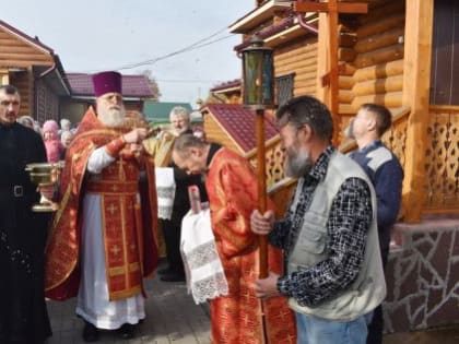 В Княже-Михайловском приходе поселка Петряевка отметили престольный праздник