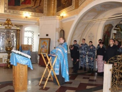 Старопечерскую церковь Нижнего Новгорода посетили сотрудники ОМОН областного управления Росгвардии