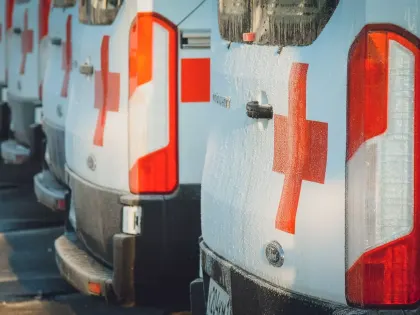 «Ногу сложило, а он пиво не выпускает». Нижегородские врачи — о незабываемых пациентах