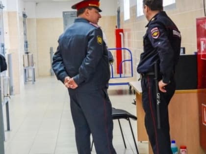 Нижегородец обогатил неизвестных на 2 миллиона рублей: ему просто не дали опомниться