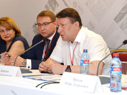 Олег Лаври­чев по­участ­во­вал во все­рос­сий­ской кон­фе­рен­ции «Го­со­бо­рон­за­каз. За­каз­чик — ис­пол­ни­тель — про­дук­ция»
