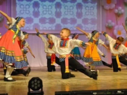 Во Дворце детского творчества прошел отчетный концерт «Мы – дети родной земли»