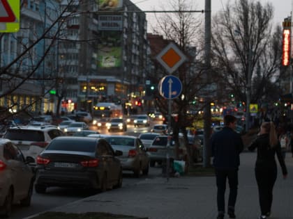 Из-за хоккейного матча на проспекте Гагарина перекроют движение