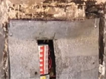 Протечка крыши в Дзержинске на доме по адресу: ул. Пожарского, 3 окончилась гибелью электрика