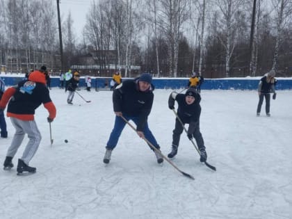 В хоккей играют сильные духом