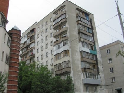 Мужчина выпал с балкона на 9-м этаже жилого дома в Дзержинске