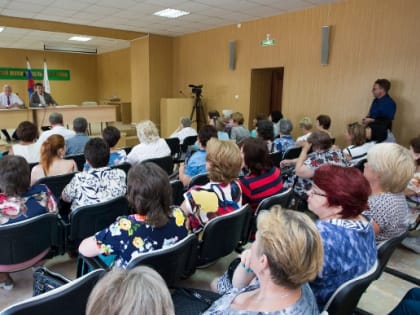 Денис Москвин посетил с рабочим визитом Починковский и Лукояновский районы