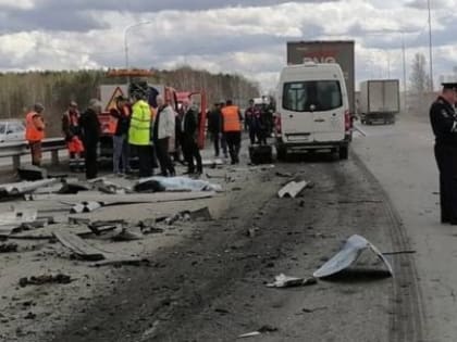 Нижегородец сбил насмерть троих дорожных рабочих и погиб сам в Свердловской области