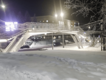 Подсветку подключили на двух надземных переходах в Нижнем Новгороде